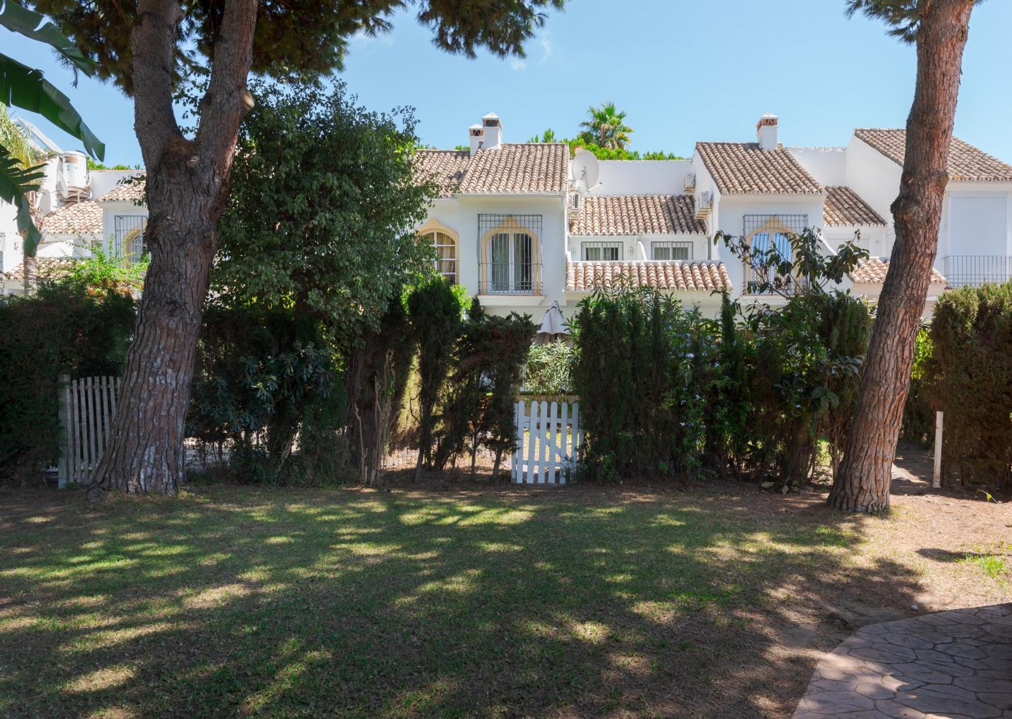 Wintowinrentals Townhouse, Pool & Beach Marbella Exterior photo